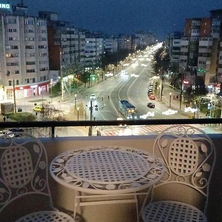 Hellen'S Ultracentral Apartament Buzău Buitenkant foto