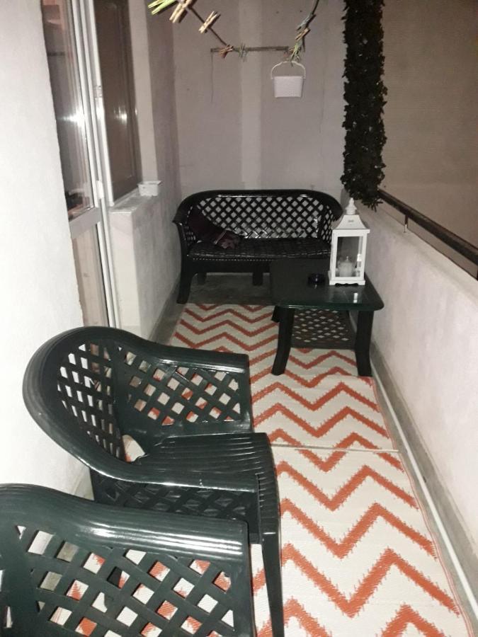 Hellen'S Ultracentral Apartament Buzău Buitenkant foto