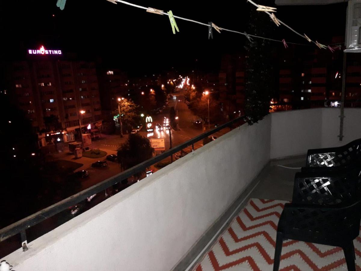 Hellen'S Ultracentral Apartament Buzău Buitenkant foto
