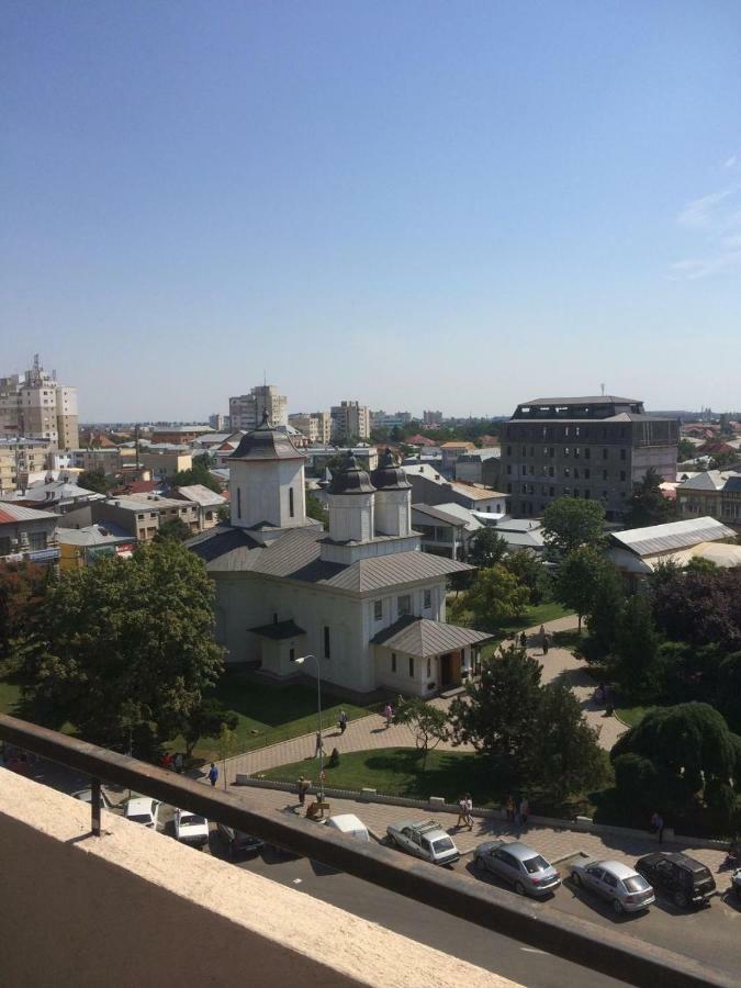 Hellen'S Ultracentral Apartament Buzău Buitenkant foto