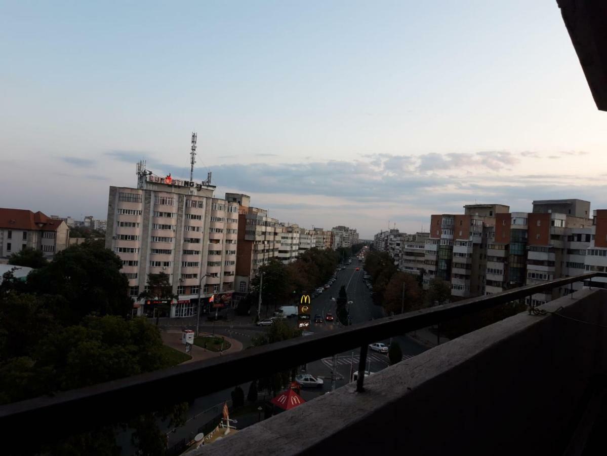 Hellen'S Ultracentral Apartament Buzău Buitenkant foto